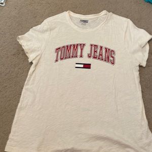 NWOT Tommy Hilfiger Shirt